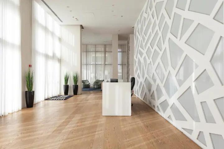 Oַ&O Group- Luxury Apt Tower Best Sea View 巴特亚姆 外观 照片