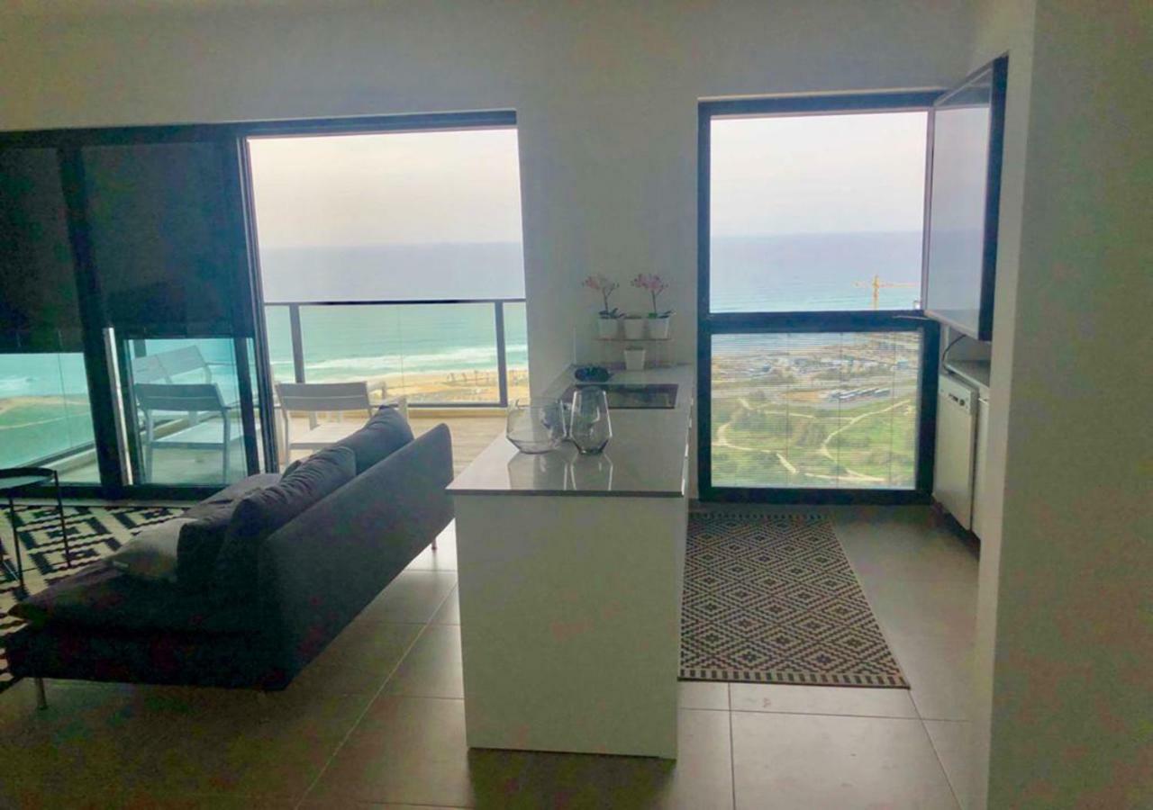Oַ&O Group- Luxury Apt Tower Best Sea View 巴特亚姆 外观 照片