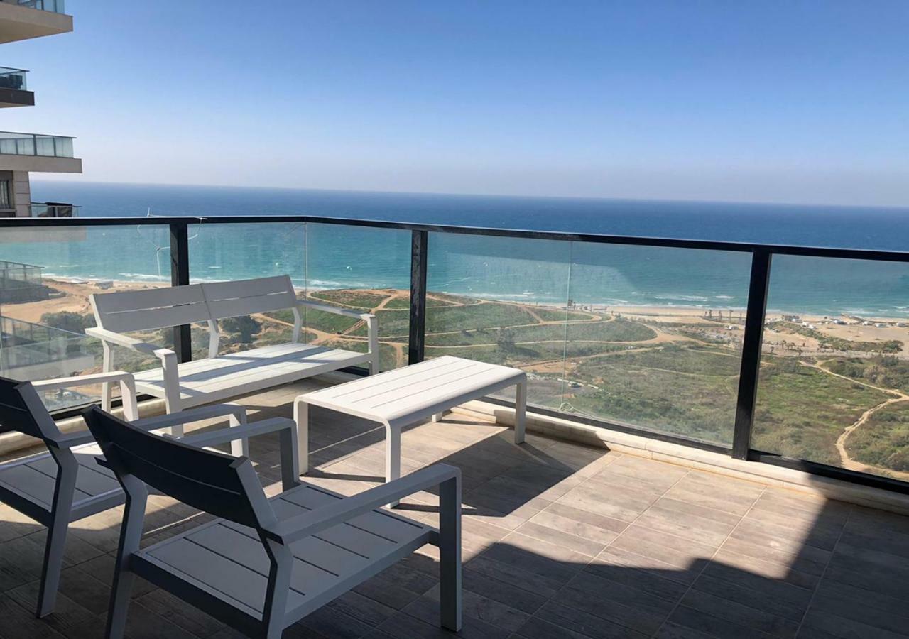 Oַ&O Group- Luxury Apt Tower Best Sea View 巴特亚姆 外观 照片